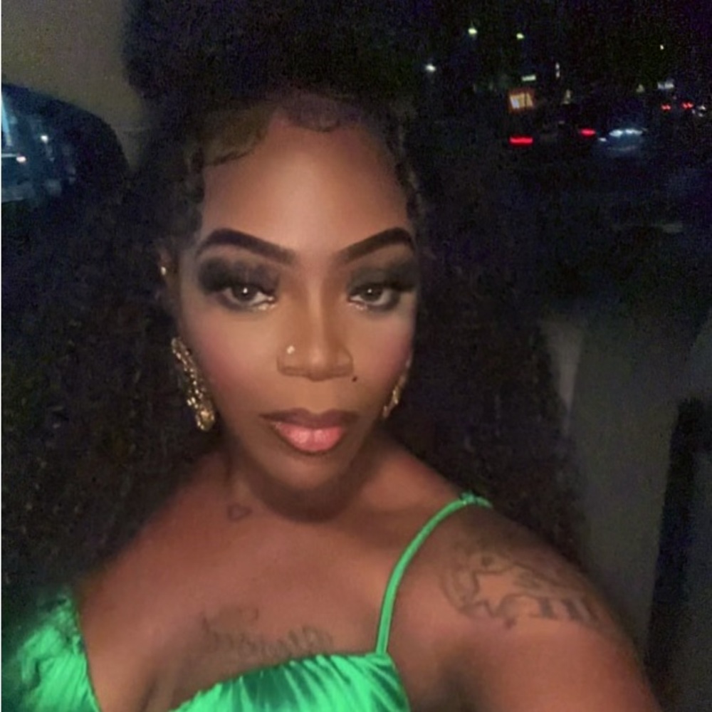 Meet your Posher, Charity